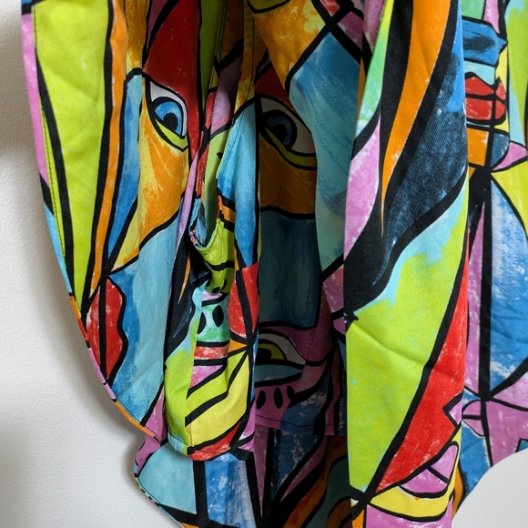 Live 4 Truth Vibrant Abstract "Eyes" Crop Blouse - NWT - Picture 4 of 11